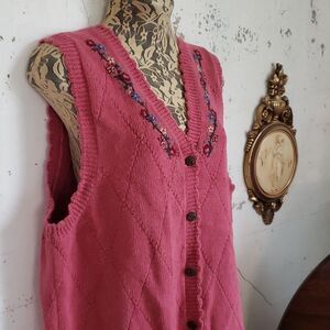 NORTHERN REFLECTIONS Women's VINTAGE Rose Pink Embroidered Sweater Vest Large